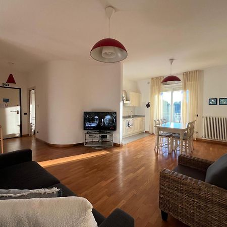 Dea Apartments Альбенга Экстерьер фото