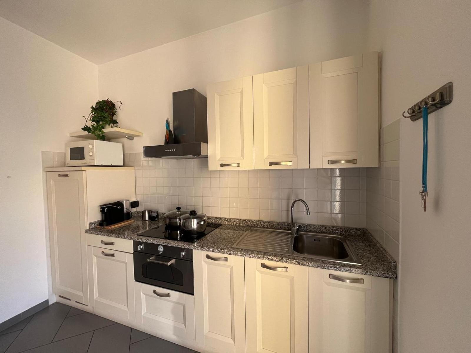 Dea Apartments Альбенга Экстерьер фото