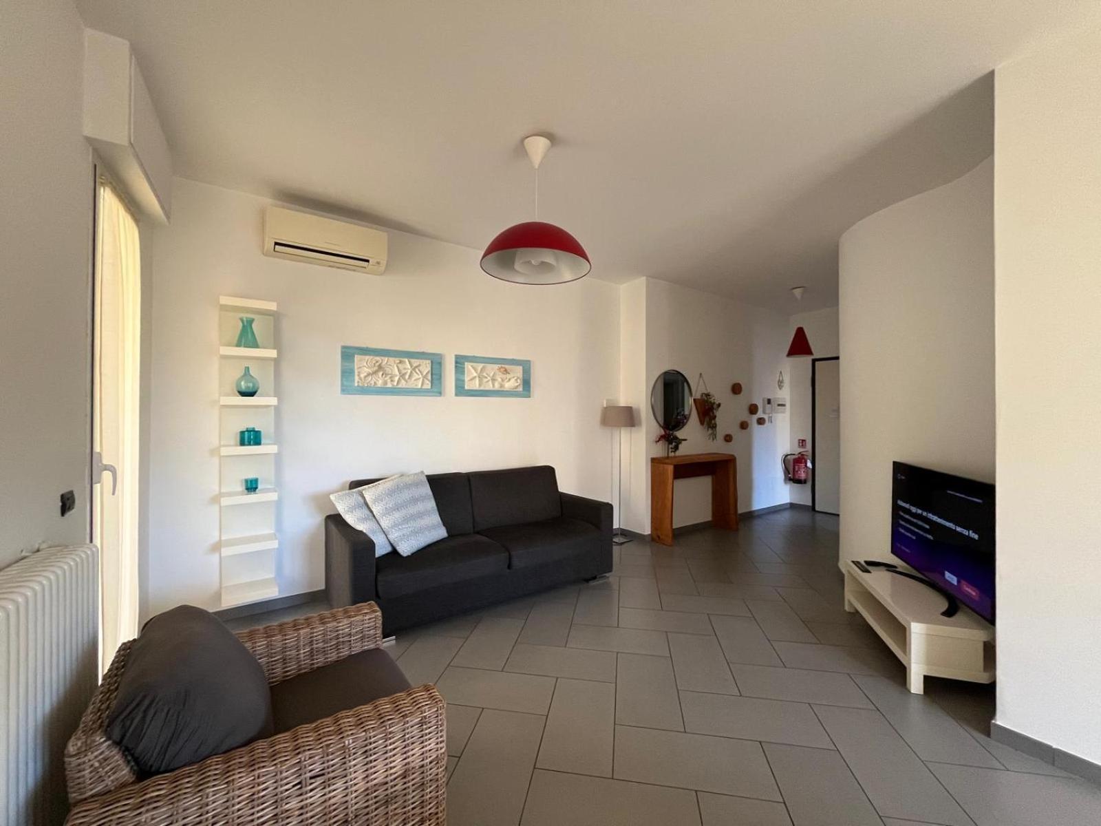 Dea Apartments Альбенга Экстерьер фото