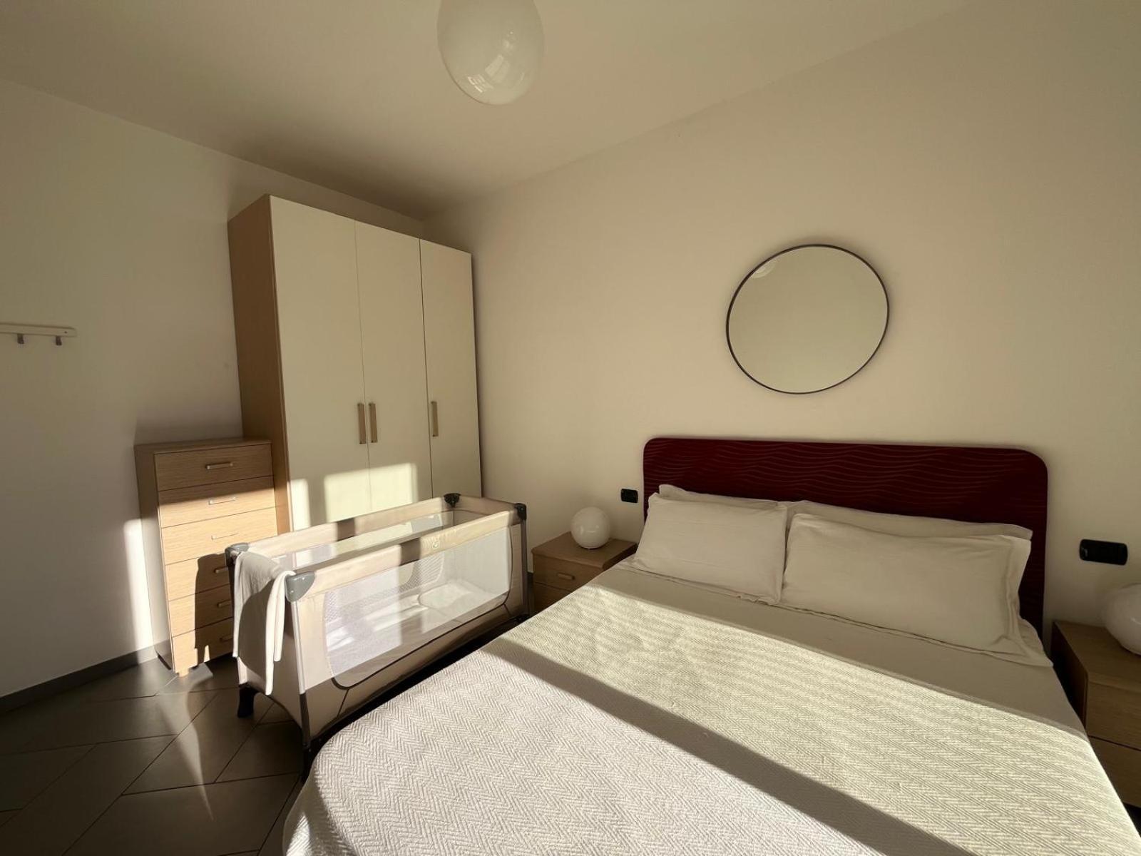 Dea Apartments Альбенга Экстерьер фото
