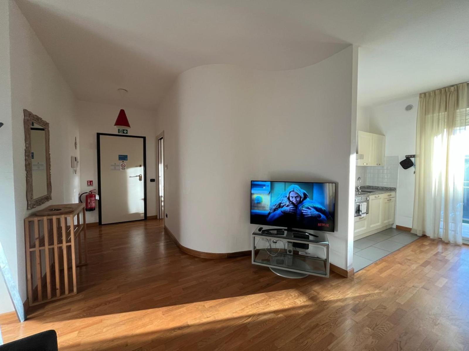 Dea Apartments Альбенга Экстерьер фото