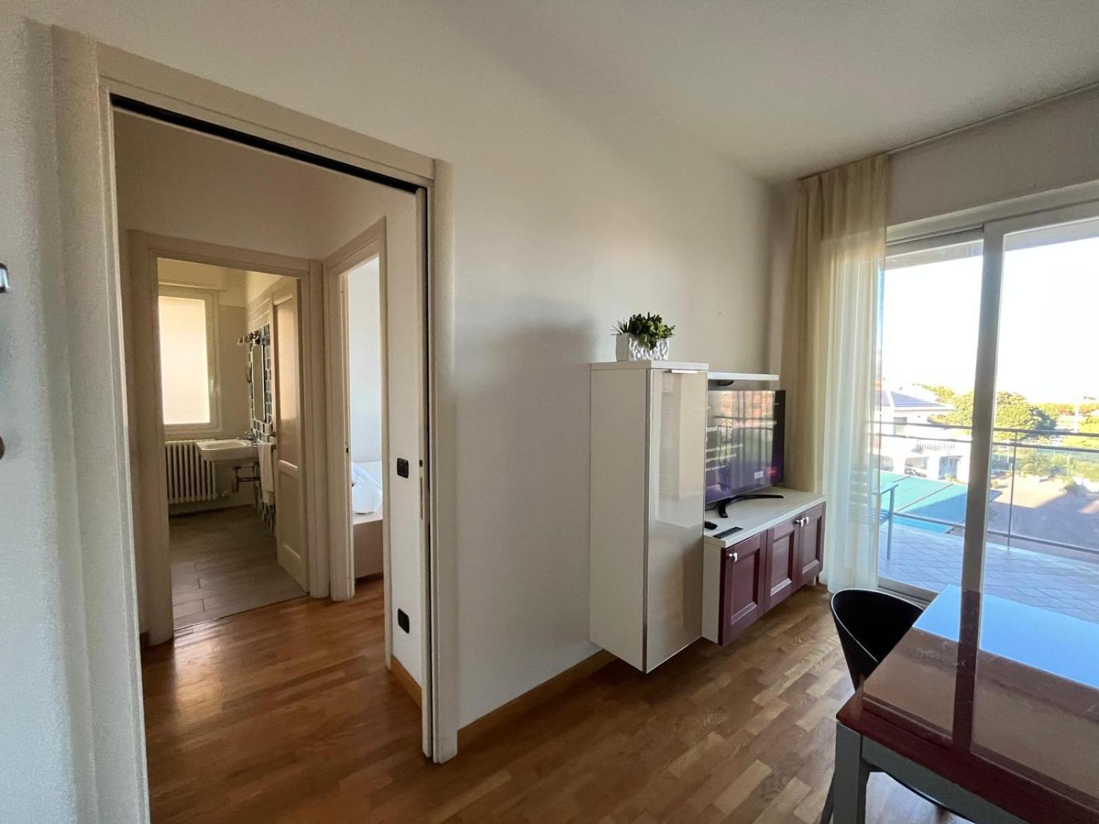 Dea Apartments Альбенга Экстерьер фото