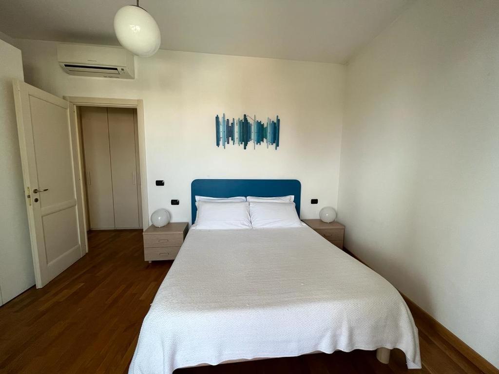 Dea Apartments Альбенга Экстерьер фото